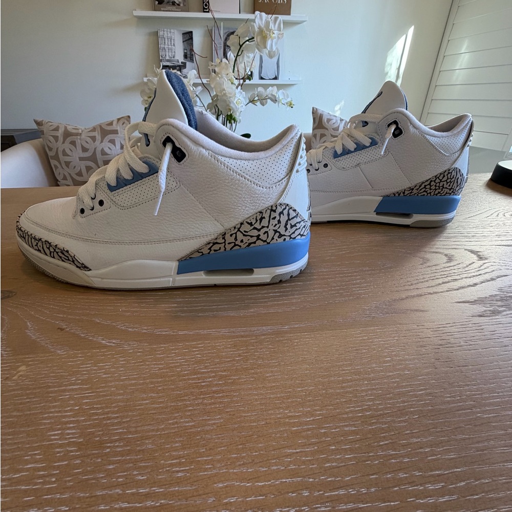 Jordan White and Light Blue Retro 3s - Picture 4 of 5